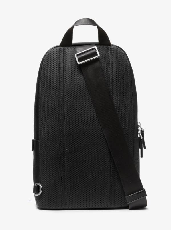 Panske Crossbody Kabelka Michael Kors Cooper Pebbled Leather Sling Pack Čierne - Tasky Michael Kors Levně | HNYIC-2891
